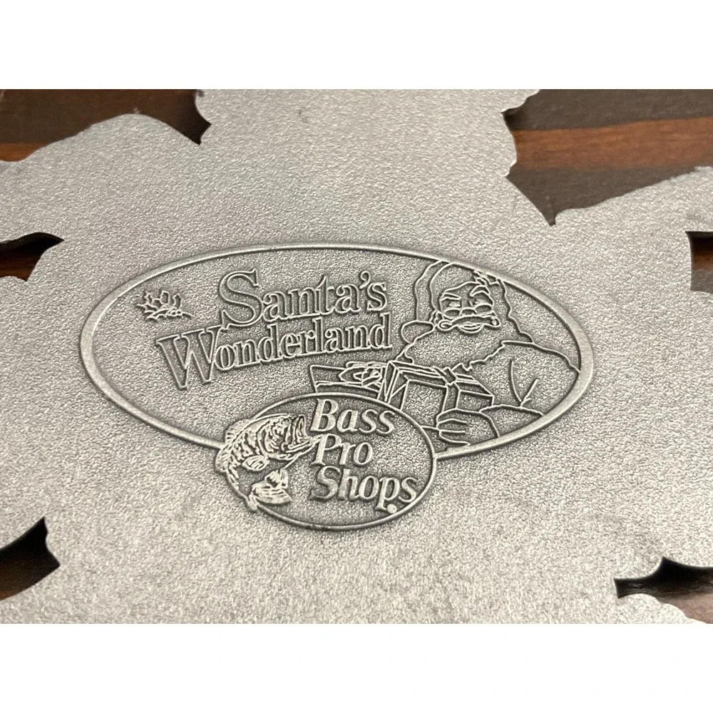 Bass Pro Shops‎ Santa's Wonderland Silver Metal Ornament Christmas Holiday